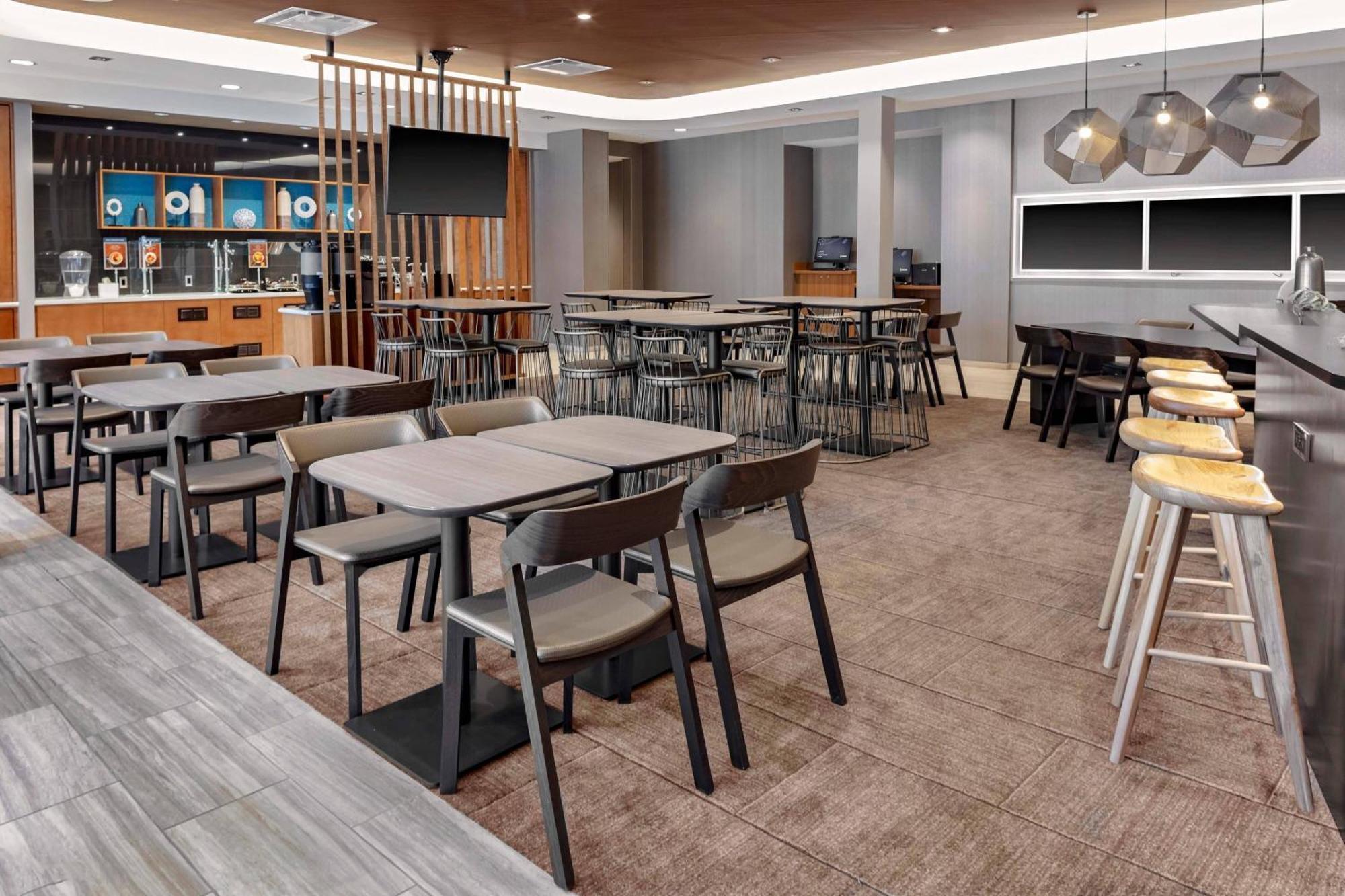 Springhill Suites By Marriott Kansas City Plaza Zewnętrze zdjęcie