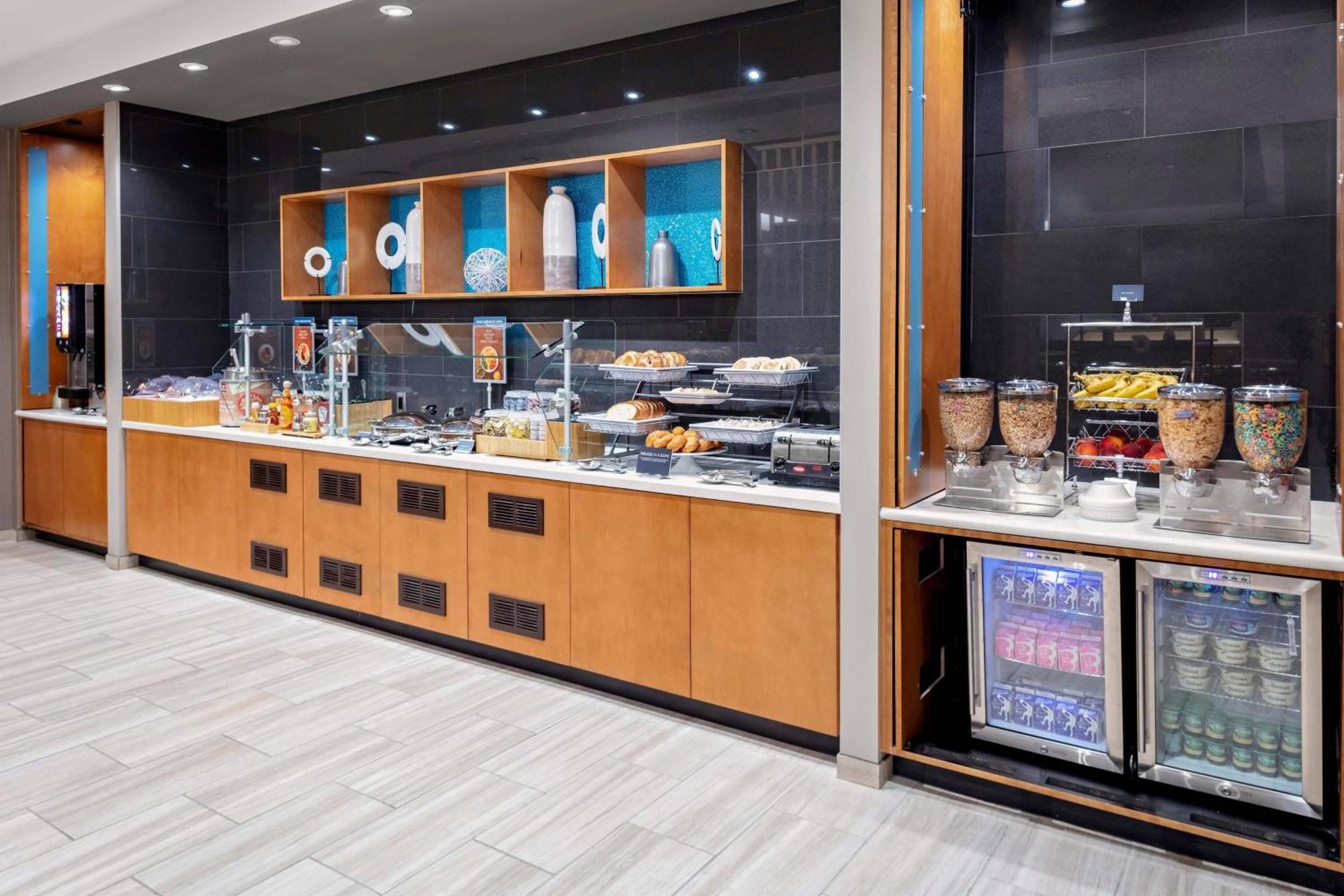 Springhill Suites By Marriott Kansas City Plaza Zewnętrze zdjęcie