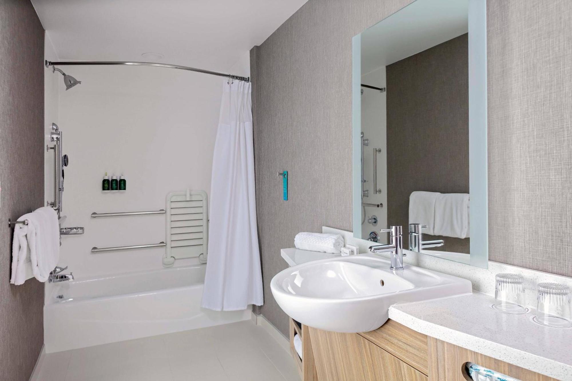 Springhill Suites By Marriott Kansas City Plaza Zewnętrze zdjęcie